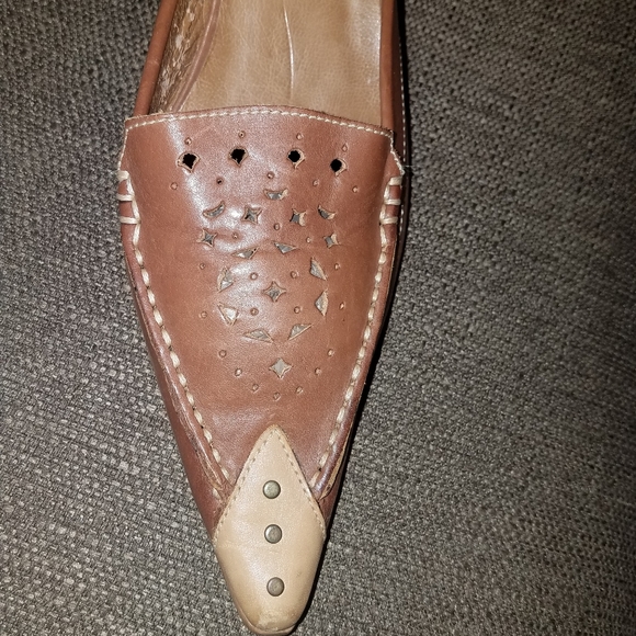 Shoes - Picture 4 of 7